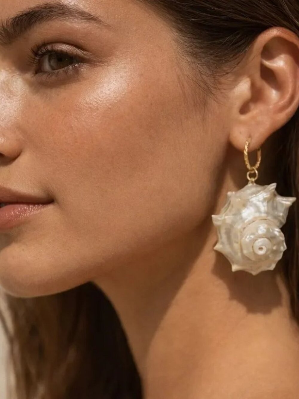 Elegant Shell Earrings R299